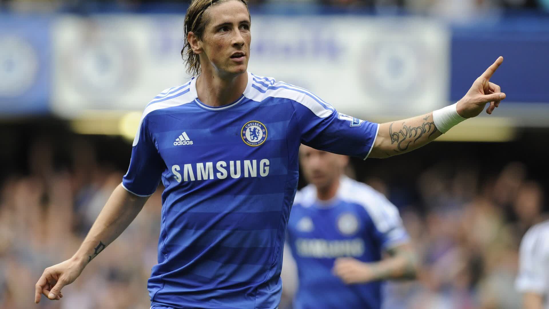 绿茵场上的绝杀与球台上的统治，体育精神的双重奏